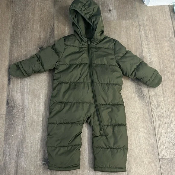 Old Navy one piece puffer jacket/ hoodie - Picture 1 of 5